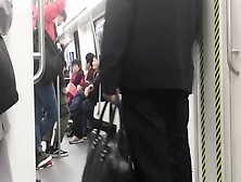 Slutty Woman Massage Her Nylon Pantyhose Leg In The Subway Of Ningbo