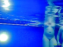 Naughty Hidden Underwater Cam Captures Lovely Naked Bombshe