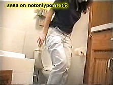 » Brunette Girl Filming Herself While Pooping