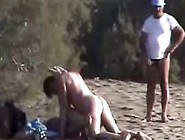 Nudisten Fun On Beach