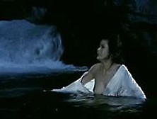 Rumiko Koyanagi In Hakujasho (1983)