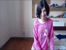 Slim Webcam Girl