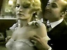 Fedra Lorente In Niñas...  Al Salón (1977)