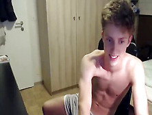 Highly Super-Hot Cute And Hung Boy Gives A Hot Show On Web Cam