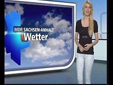 Maira Rothe Weather Girl 01
