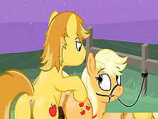 My Tiny Horse: Riding Applejack