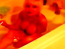 French Mature Filmed Shaving Her Legs In The Bathtub