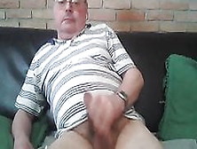 Uncut Dad Wanking And Spunking On Cam