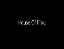 House Of Frau - Backside View Toilet Farting (And Peeing) - Thisvid. Com
