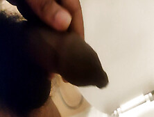Indian Black Dick Men Peeing In The Toilet