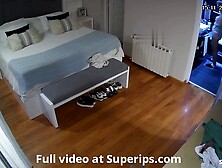 Ipcam – British Milf Mom Naked In Her Room