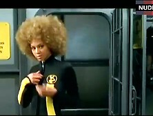 Beyonce Knowles In Lingerie – Austin Powers In Goldmember