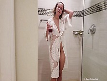 Lover Asks Milf For Voyeur Shower Experience