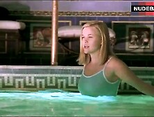 Sexy Reese Witherspoon In Swim Suit – Cruel Intentions