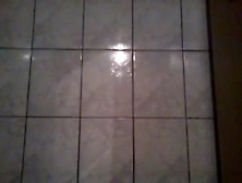 Tayna Bianca Morena Puta Gravando Video No Banheiro