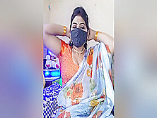 Sexy Bhabhi Latest Boobs Show Video