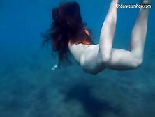 Sexy Redhead Underwater And Lesbians