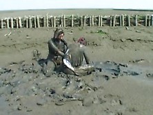 Dirty Chickfight In Mud