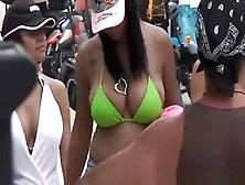 Big Tits Jiggling In Bikini As She Moves