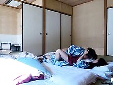 【素人流出】温泉旅館で愛し合うリアルな素人カップルのSexを覗き見 日本人/素人カップル/個人撮影/ハメ撮り/無修正/パイパン/中出し/スマホ/女子大生/まろちゃんねる
