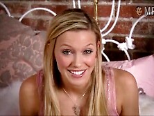 Katie Cassidy In Live!
