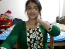 Bangladeshi Sensation Julia On Cam Nude Show 1