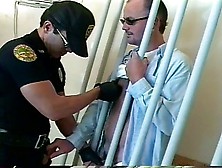 Police Officer Fucks His Prisoner