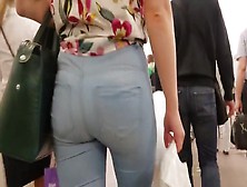 Russian Butt In The Metro