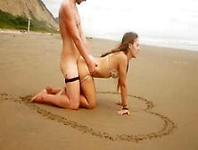 Hot Teen Girlfriend Surprises Her Boyfriend With Her Wet Pussy On A Public Beach!