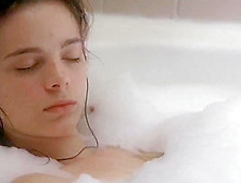 Gabrielle Anwar In Body Snatchers (1993)