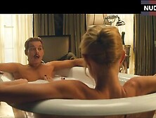 Hot Gwyneth Paltrow In Bathtub – Mortdecai