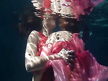Sexy Lilia Mihalkova And Natalia Kupalka Underwater Lesbians
