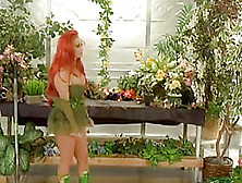 Poison Ivy Gives Lex Luthor A Blowjob