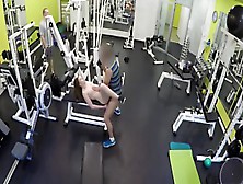 Dude Let Stranger Nail His Girlfriend Right In Gym For Money