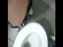 Masturbation Auf Der Toilette