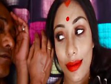 Nandita Datta Enjoys An Illicit Affair With Husband’S Boss!