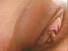 Close-Up Masturbation On Cam