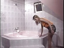 Skinny Bath Time Buttfuck Elena