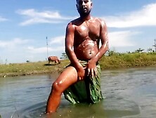 Desi Gay Sex Video Bathing