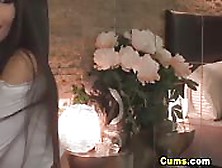 Donna Veramente Tettona In Spettacolo Sexy In Webcam