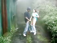 Couple Like To Fuck Outside