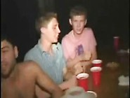 Twinks Fuck In Public During St8 House Party
