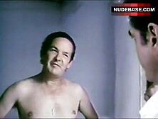 Hilda Aguirre Nude Get Out Of Bed – Oro Blanco,  Droga Maldita