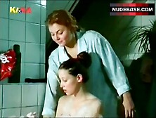 Alexandra Maria Lara Nude In Soapy Foam – Mensch,  Pia!