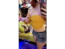 Kwehzy Nude Topless Twitch Streamer 2