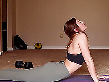 Horny And Super Fit Amateur Girlfriend Getting Fucked While Practicing Yoga