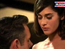Lizzy Caplan Exposed Tits – Masters Of Sex