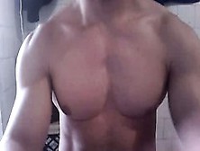 Gay Muscled Bodybuilder Live Cam