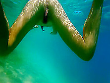 Underwater Quick Sex At Public Beach