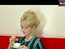 Brigitte Bardot Shows Naked Ass – Contempt